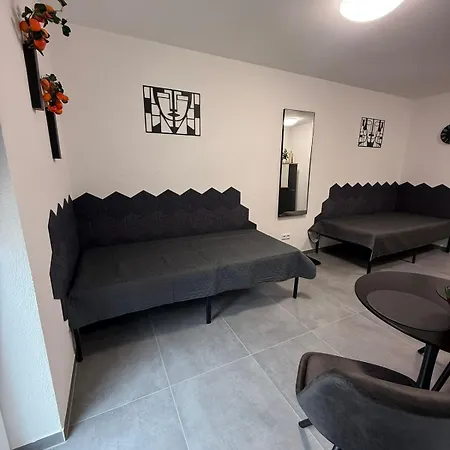 Ruhiges Mit Terrasse An Der Donau - Schwaben Living